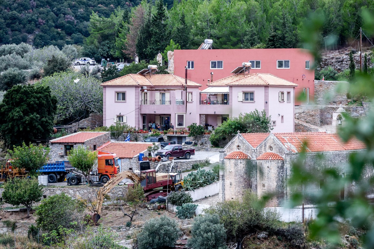 Βορίζια: «Φανούρη μου, σε αγαπάω!» – Σκηνές αρχαίας τραγωδίας στο ΠΑΓΝΗ [βίντεο]