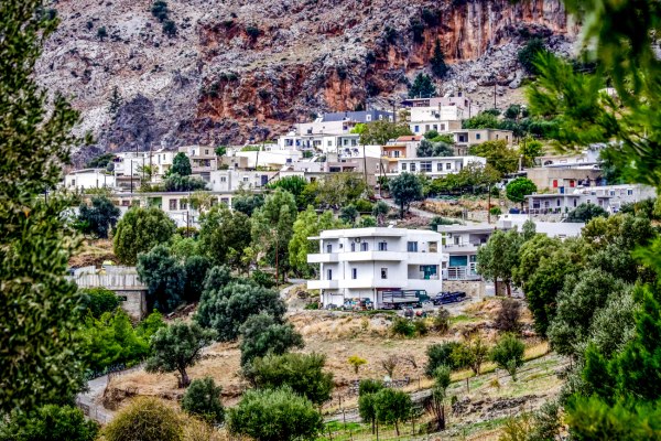 Με τηλεκπαίδευση τα μαθήματα στα Βορίζια ως την Παρασκευή – Ανοίγουν την Τετάρτη τα σχολεία στο Ζαρό