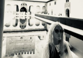 Πάτι Σμιθ χωρίς φίλτρα: Το πένθος δεν είναι το τέλος της αγάπης – είναι η απόδειξή της