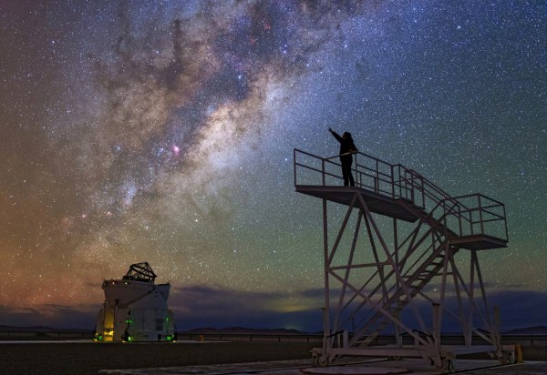 Ανατροπή στη θεωρία της σκοτεινής ενέργειας – Η διαστολή του Σύμπαντος δείχνει να επιβραδύνεται