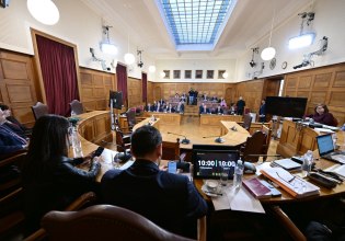 Στρίβειν δια του υπομνήματος ο Φραπές: Επικαλείται δικαίωμα σιωπής και δεν καταθέτει στην εξεταστική για ΟΠΕΚΕΠΕ