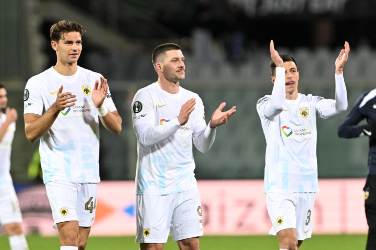 Βαθμολογία UEFA: Η Ελλάδα απομακρύνθηκε από την Πολωνία και μείωσε με την Τσεχία