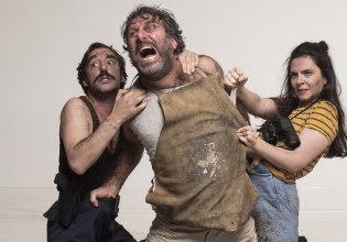 Άγριος Σπόρος: Μέσα σε έναν κόσμο που υποτάσσει και αποκλείει τον αδύναμο