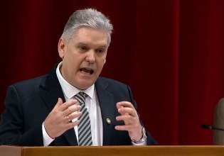 Κούβα: O πρώην υπουργός Οικονομικών δικάζεται για κατασκοπεία