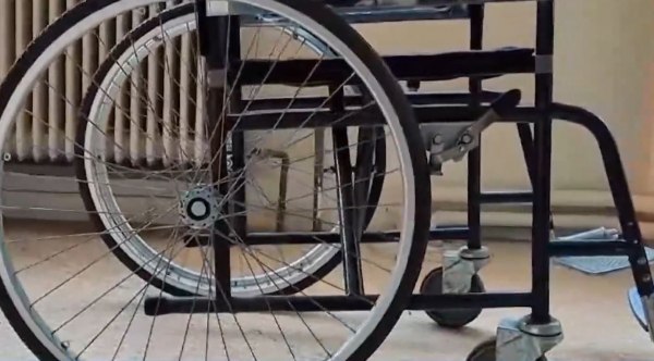 Μαθητές και καθηγήτρια τους «βίωσαν» την καθημερινότητα των ΑμεΑ – Έκαναν ταινία τις δυσκολίες της