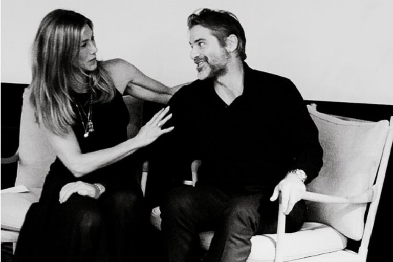 «Αν είναι όνειρο, ας μην ξυπνήσω»: Ο υπνωτιστής σύντροφος της Τζένιφερ Άνιστον αποθεώνει τον έρωτα τους