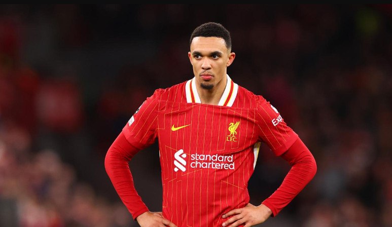 Άγνωστοι βανδάλισαν το γκράφιτι του Αλεξάντερ-Άρνολντ στο Λίβερπουλ (pic)