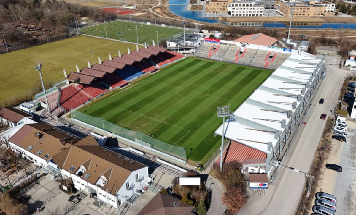 Η Μπάγερν «κοιτάζει» Unterhaching: Στρατηγική εξαγορά για γυναικεία και αναπτυξιακή ομάδα