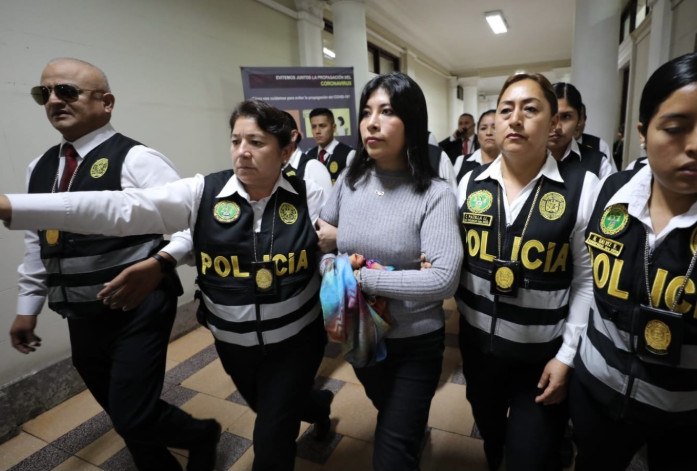 Το Περού διακόπτει τις διπλωματικές σχέσεις με το Μεξικό για τη χορήγηση ασύλου στην Μπέτσι Τσάβες