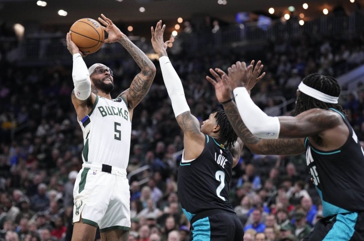 Λείπει ο Γιάννης, συνεχίζουν να χάνουν οι Μπακς (103-115) – Τρομερό σερί «τρέχουν» οι Πίστονς