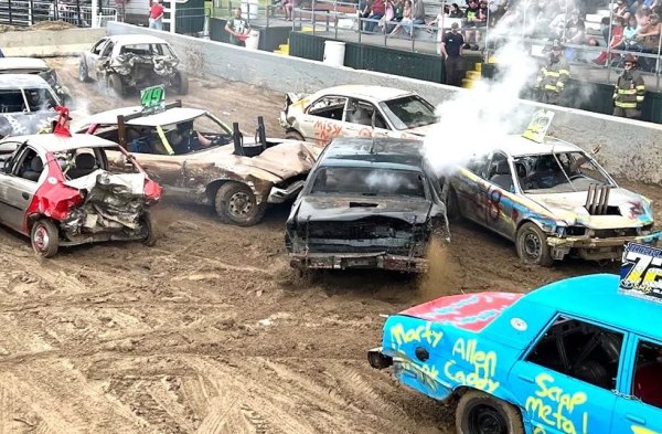 Έντεκα τραυματίες κατά τη διάρκεια αγώνα καταστροφής αυτοκινήτων στην Αυστραλία – Τι είναι [βίντεο]