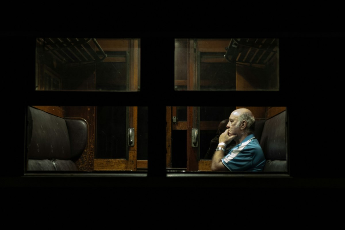 Η ζωή μετά τα 50: Γιατί οι γυναίκες που παίρνουν διαζύγιο στη μέση ηλικία έιναι τόσο χαρούμενες;