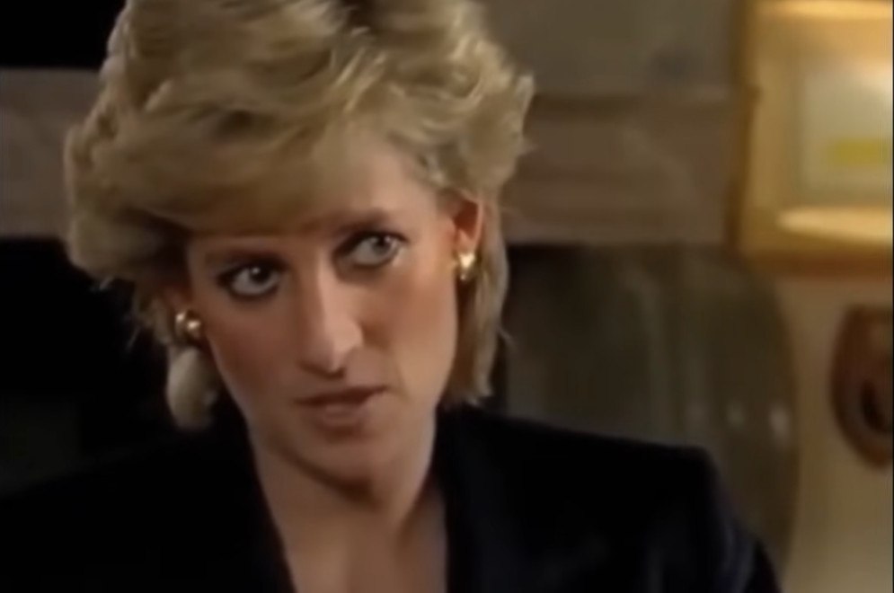 Πλαστά έγγραφα και MI5: Nέο βιβλίο επανεξετάζει τη συνέντευξη της πριγκίπισσας Νταϊάνα στο BBC που σόκαρε τον κόσμο