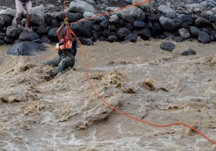 Φονικές πλημμύρες στη Νοτιοανατολική Ασία: Τουλάχιστον 350 νεκροί