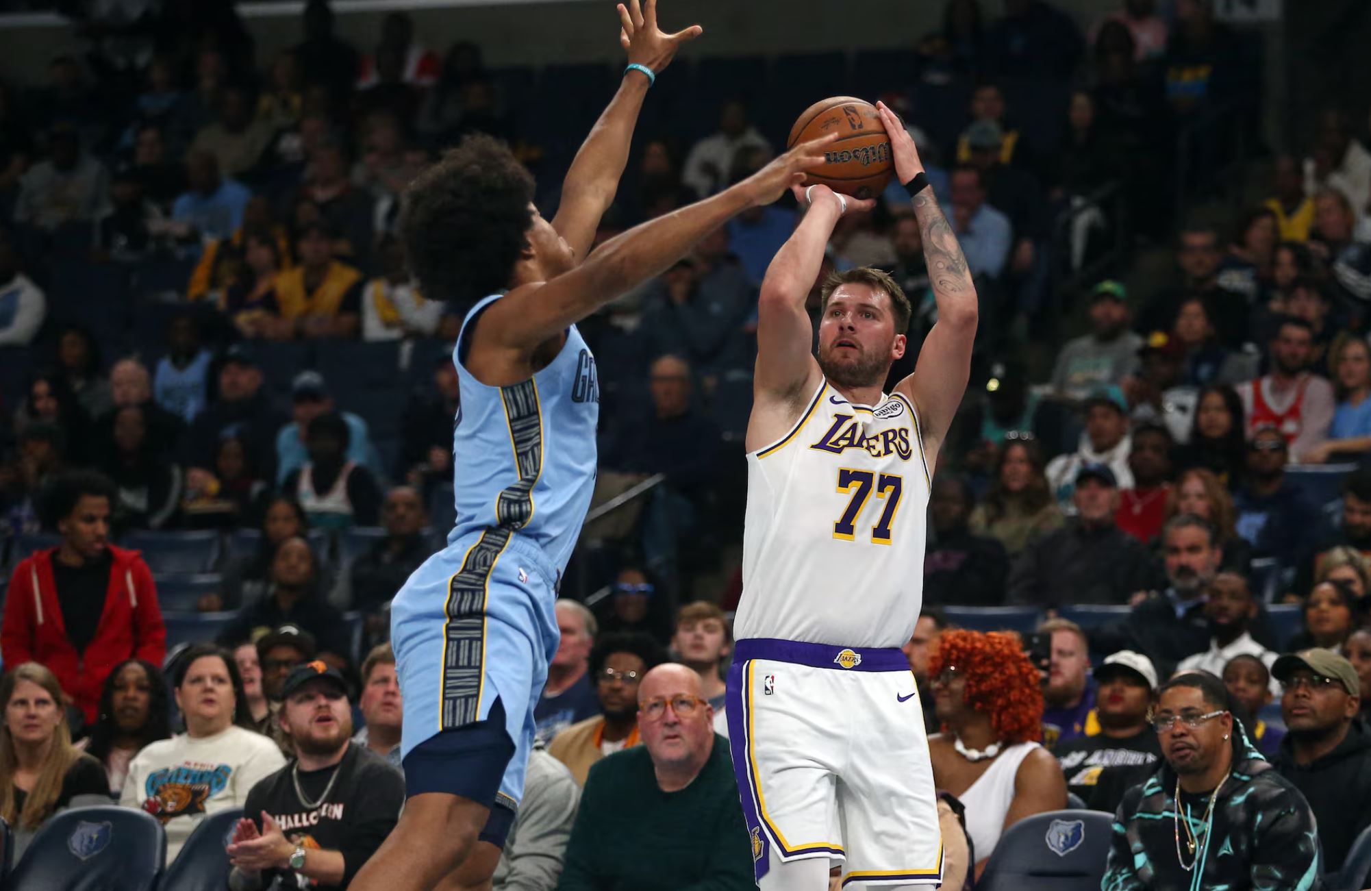 Διέλυσε τους Γκρίζλις ο Ντόντσιτς με 44 πόντους – Οι Μπουλς το 5/5 στη σεζόν (vids)