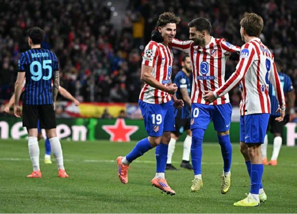 Ολυμπιακός: Μεγάλες ευκαιρίες με Ελ Κααμπί και Στρεφέτσα για το 4-4 (vids)