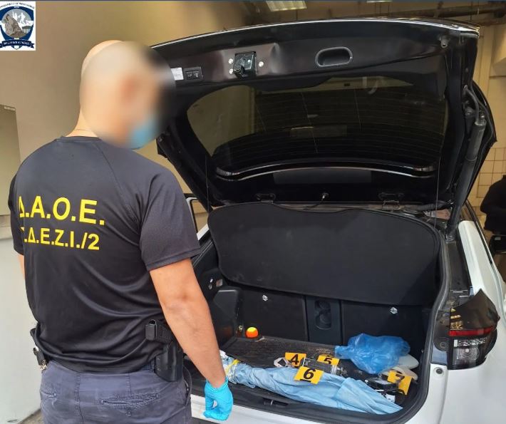 Η ΕΛ.ΑΣ. εντόπισε 231 κλεμμένα και πλαστογραφημένα οχήματα σε επιχείρηση κατά του οργανωμένου εγκλήματος