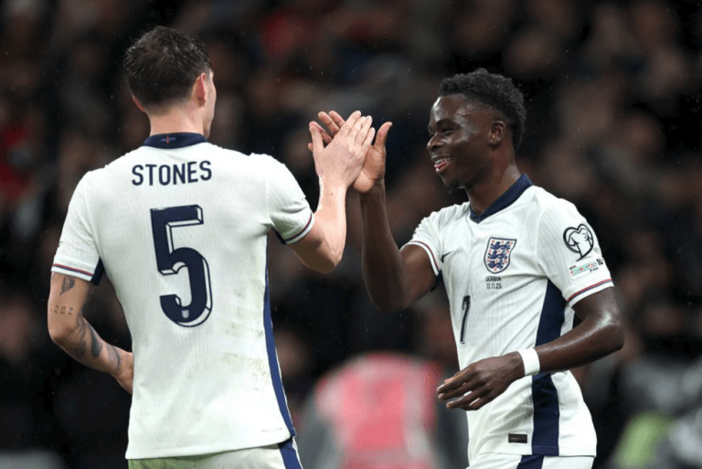 Η Αγγλία νίκησε τη Σερβία (2-0) και έστειλε στα μπαράζ την Αλβανία (1-0) - Στο Μουντιάλ η Γαλλία (4-0)