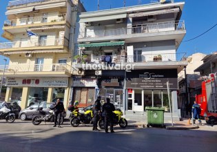 Φωτιά σε διαμέρισμα στη Θεσσαλονίκη – Στο νοσοκομείο δύο άτομα