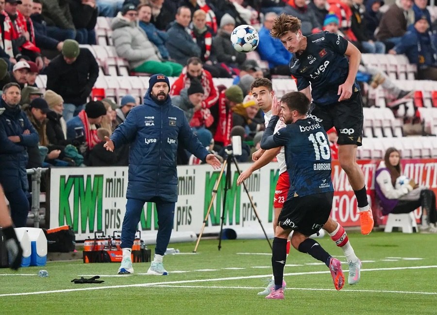 Ο Ολυμπιακός πανηγύρισε… 3.027 χιλιόμετρα μακριά – Μεγάλη νίκη της Βίκινγκ, «δείχνει» Champions League (Vid)