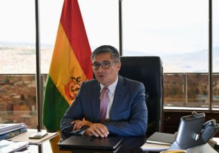 Βολιβία: Μαζική μείωση δημοσίων δαπανών και κατάργηση φόρων σε μεγάλα εισοδήματα από τη νέα δεξιά κυβέρνηση