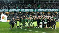 Σουηδική ομάδα βγαίνει Ευρώπη μετά από 25 χρόνια και το γιορτάζει με… Νότη Σφακιανάκη (vids)