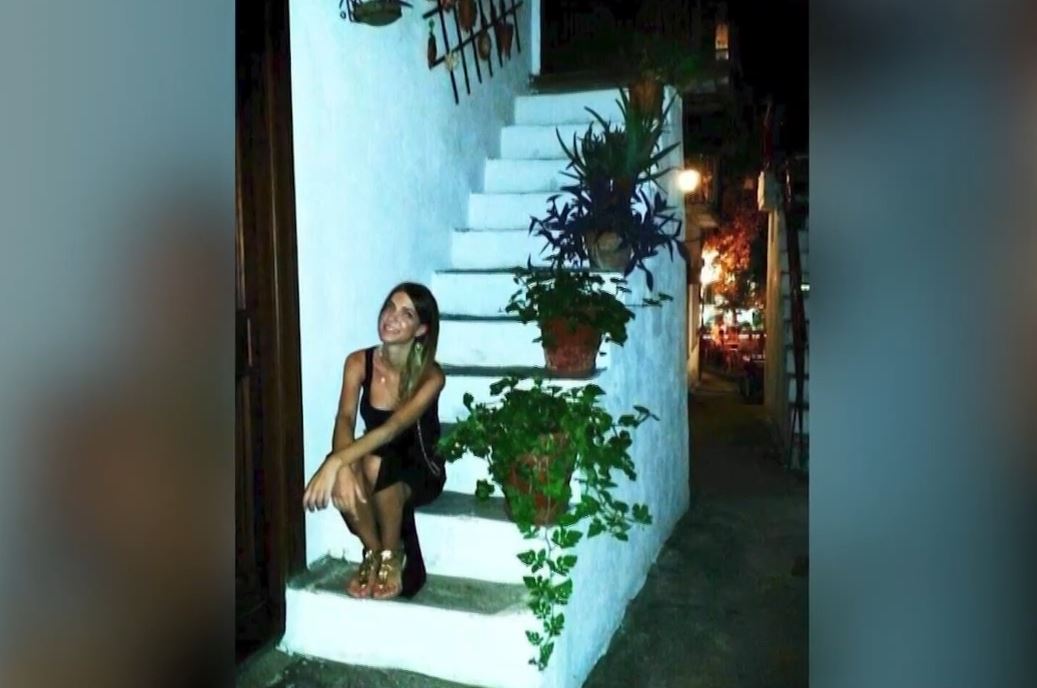 Ψυχιατρικά προβλήματα επικαλείται ο γυναικοκτόνος της Γαρυφαλλιάς – «Δεν έχει πει ούτε ένα “συγγνώμη”», λέει η μητέρα της