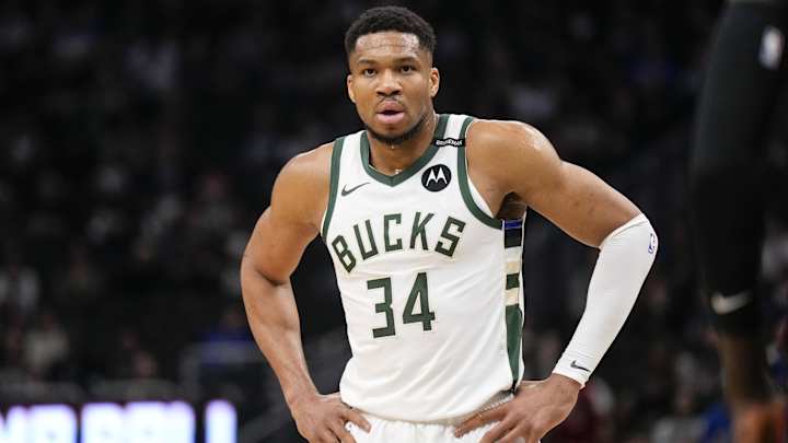 Αντετοκούνμπο: «Έχουμε χάσει 7 σερί ματς, κανείς δεν πρέπει να έχει προσωπική ατζέντα»