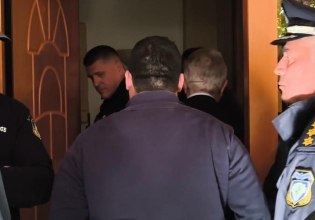 Γλυφάδα: Κάνουν έξωση σε 4μελή οικογένεια με καρκινοπαθή και βρέφος βίντεο]