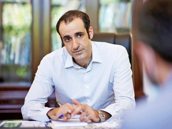 Αποκάλυψη in: Αστυνομικός «στρατός» για φρούρηση του δικηγορικού γραφείου του ιδιώτη πλέον Γρηγόρη Δημητριάδη στα Ιωάννινα