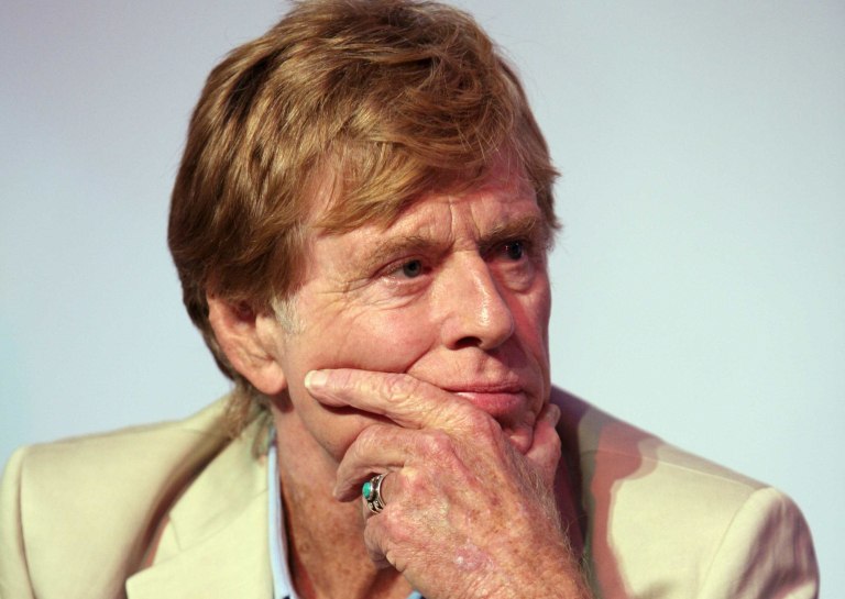 Η κόρη του Ρόμπερτ Ρέντφορντ επικρίνει τους ΑΙ επικήδειους για τον αείμνηστο ηθοποιό