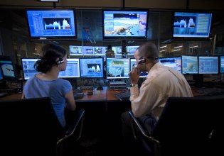 Anthropic: Δεκάδες οργανισμοί έπεσαν θύματα της «πρώτης κυβερνοεπίθεσης από ΑΙ»