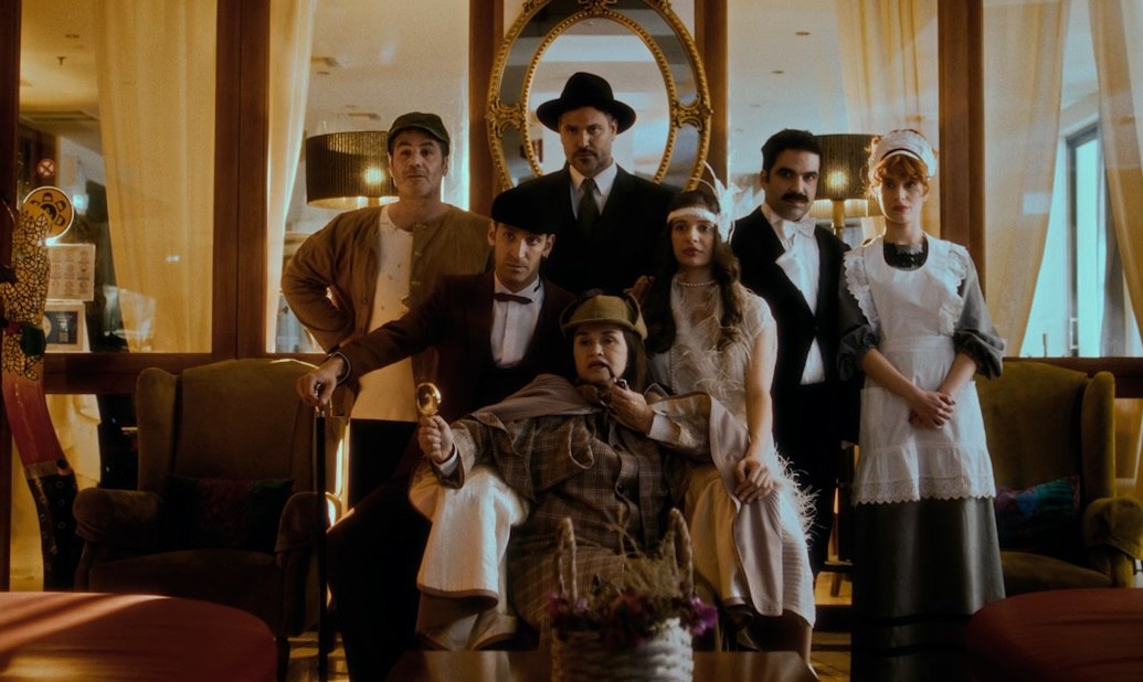 HOTΕΛ ΕΛVIRA: Μυστήριο στο ξενοδοχείο