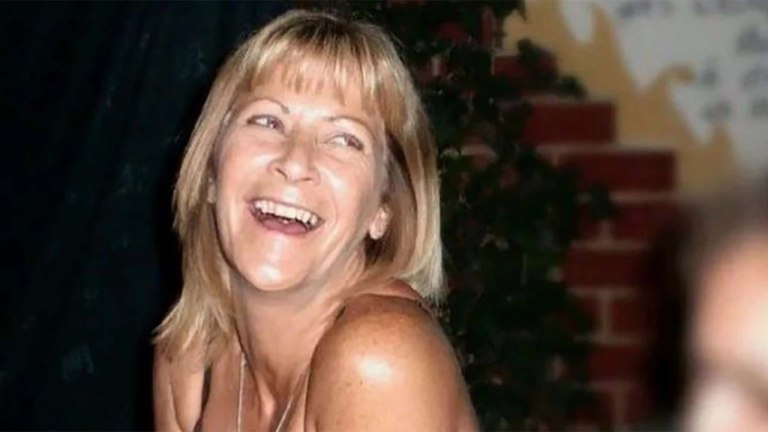 Υπόθεση Jean Hanlon: Σε δίκη παραπέμπεται 16 χρόνια μετά σύντροφός της για ανθρωποκτονία από πρόθεση