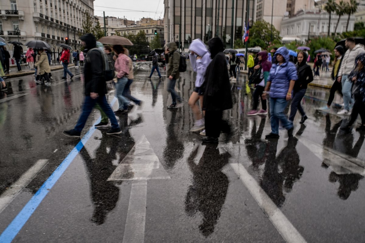 Καιρός: Προ των πυλών η κακοκαιρία – Οι επικίνδυνες περιοχές