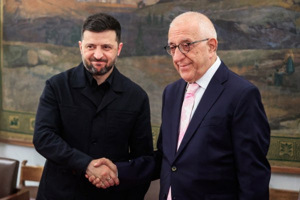 Ν. Κακλαμάνης: Η Ελλάδα στο πλευρό της Ουκρανίας – 50 χρόνια πριν και ο ελληνισμός είχε υποστεί το ίδιο πρόβλημα