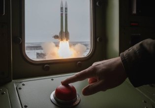 Πυρηνικά όπλα: «Παιχνίδια» πυραύλων σε έναν κόσμο γεωπολιτικής αστάθειας – Το δάχτυλο πάνω από το κόκκινο κουμπί