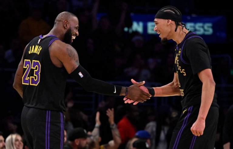 Λος Άντζελες Λέικερς – Γιούτα Τζαζ 140-126: Έγραψε Ιστορία ο Λεμπρόν Τζέιμς (vid, pic)