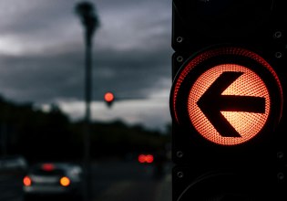 Δημοσκόπηση: Η ακτινογραφία της (κεντρο)αριστεράς – Φόβοι, προσδοκίες, ταύτιση, δεσμοί