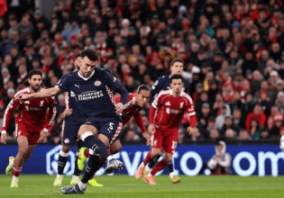 Λίβερπουλ – Αϊντχόφεν 1-4: Ασύλληπτο «πάρτι» για τους Ολλανδούς στο Άνφιλντ (vid)