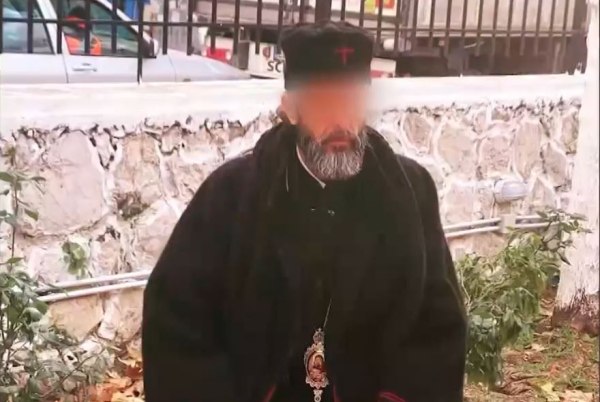 «Μας πήραν χαμπάρι ότι κλέβουμε…», διάλογοι «φωτιά» των ρασοφόρων – Πώς «έστησε» την εκκλησία στη Λιοσίων ο 46χρονος