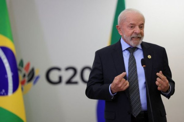 Βενεζουέλα: «Πολύ ανήσυχος» ο Λούλα για τη στρατιωτική ανάπτυξη των ΗΠΑ – Σκοπεύει να μιλήσει στον Τραμπ