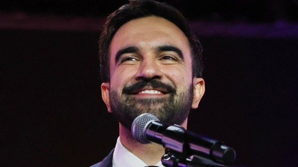 Ο Μαμντάνι αντλεί έμπνευση από το ποδόσφαιρο και τον Σεσκ Φάμπρεγας