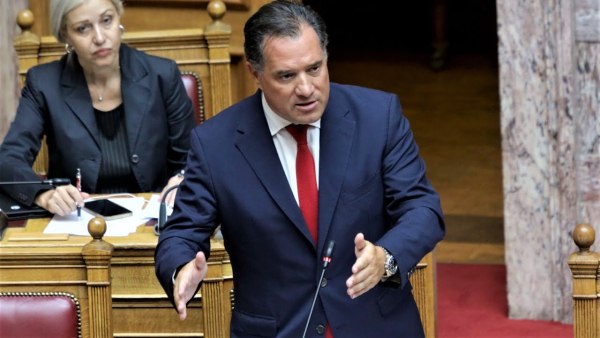 Ο φασίστας μηνύει τον κομμουνιστή γιατί δεν του δίνει τους «φακέλους», ο Άδωνις αν συνεχίσει να προκαλεί θα παραστεί το ήθος και η λογική ως πολιτική αγωγή