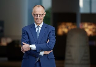 Η Γερμανία ξαναφορά την πανοπλία της