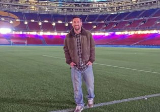 Έπος: Ζευγάρι είδε τον Μέσι να περνάει πίσω του στη Βαρκελώνη – Η αντίδραση που έγινε… viral (vid)