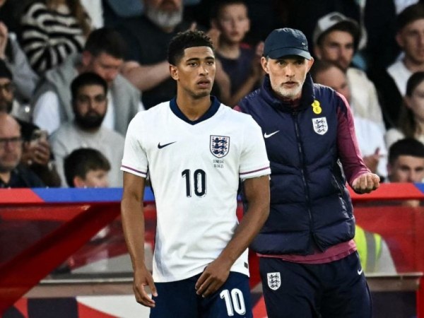 Οι εξήντα «συνεντεύξεις» του Τόμας Τούχελ