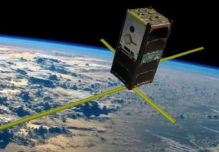 Στο διάστημα δύο ελληνικοί μικροδορυφόροι ραντάρ που παρέχουν στοιχεία για την Άμυνα και την Ασφάλεια