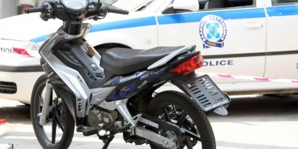 Δύο 14χρονοι έκλεβαν μηχανάκια και τα αποσυναρμολογούσαν κοντά στα σπίτια τους σε οικισμό στα Μέγαρα
