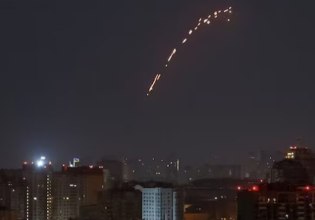 Ρωσία: Ουκρανική επίθεση με drones σε διάφορες περιοχές – Τρία καταρρίφθηκαν στη Μόσχα